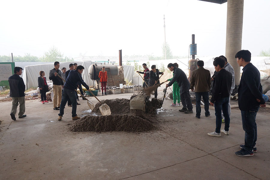 学员实践学习原种（二级菌种）培养料制作处理技术2