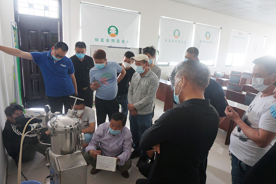 学习食用菌液体菌种制作技术2
